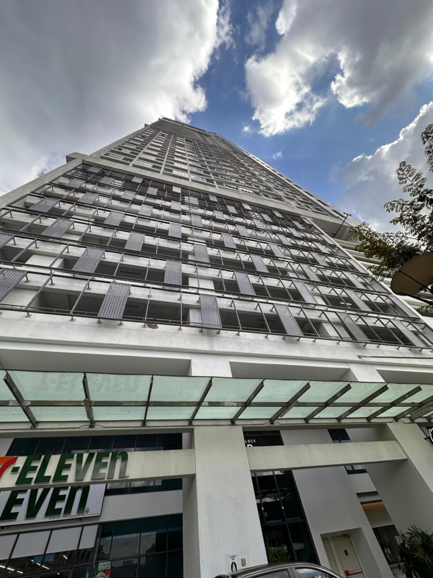 The Luxe Infinitum Klcc By Kl Malaysia Apartment Kuala Lumpur Exterior photo