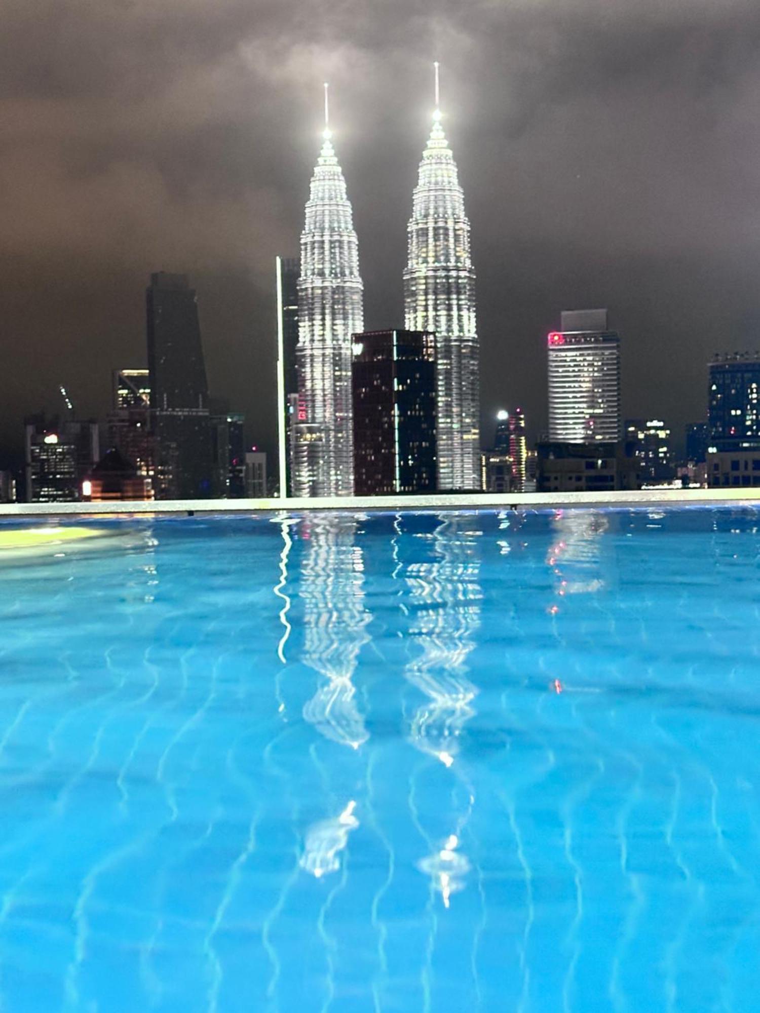 The Luxe Infinitum Klcc By Kl Malaysia Apartment Kuala Lumpur Exterior photo